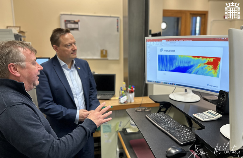 Jason McCartney MP visits Moveout Data Seismic Services in Lockwood