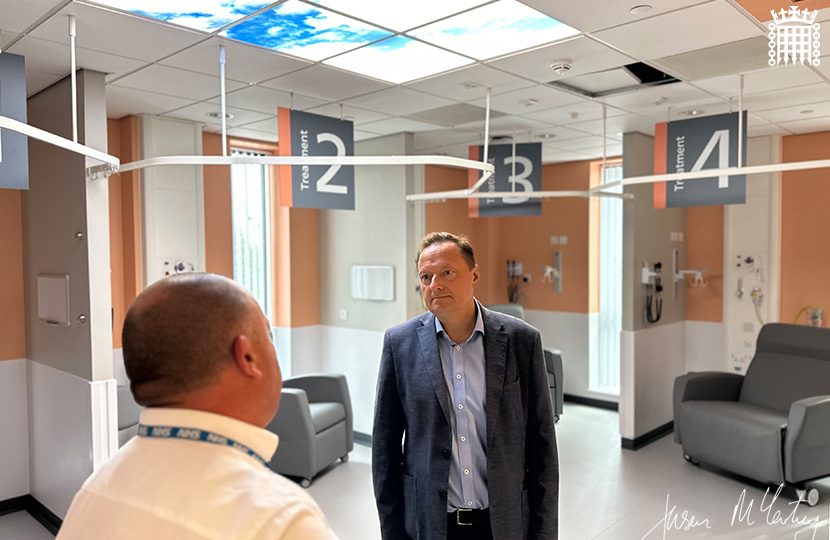 Jason McCartney visits state-of-the-art £15 million new A&E at HRI